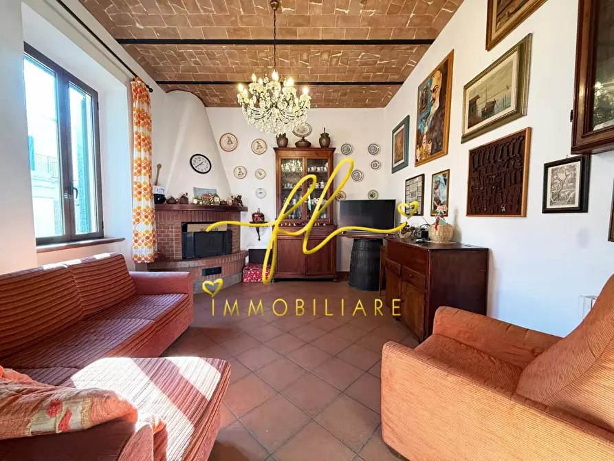 Immagine 11 di Appartamento in vendita  a Rosignano Marittimo