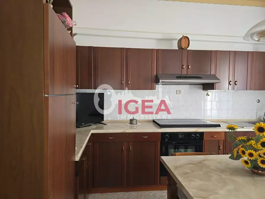 Immagine 15 di Appartamento in vendita  a Colle Di Val D'elsa