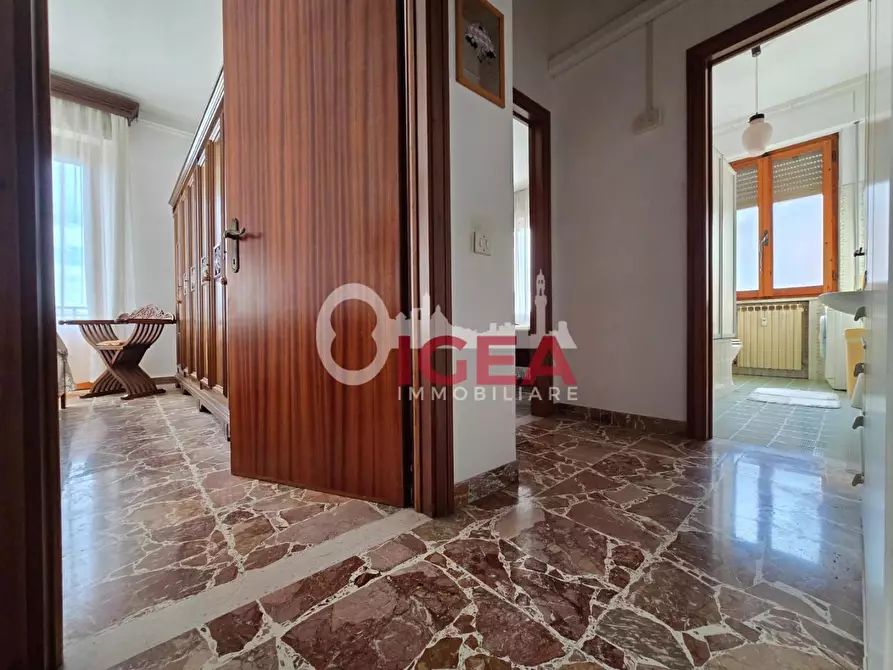 Immagine 28 di Appartamento in vendita  a Colle Di Val D'elsa