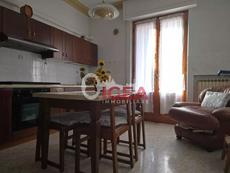 Immagine 12 di Appartamento in vendita  a Colle Di Val D'elsa