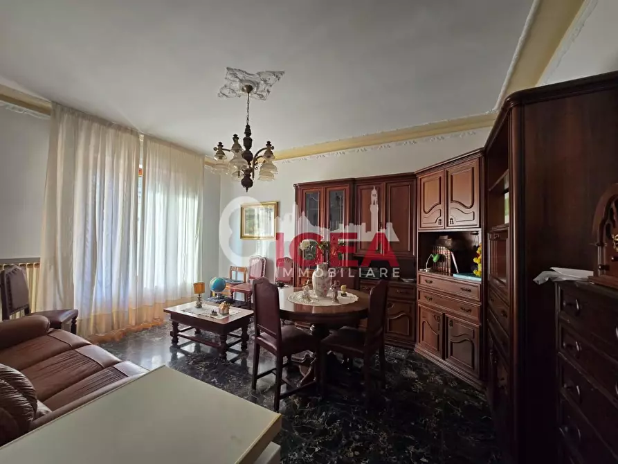 Immagine 2 di Appartamento in vendita  a Colle Di Val D'elsa