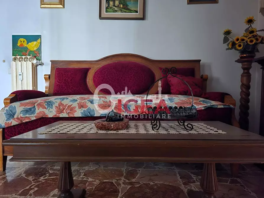 Immagine 25 di Appartamento in vendita  a Colle Di Val D'elsa