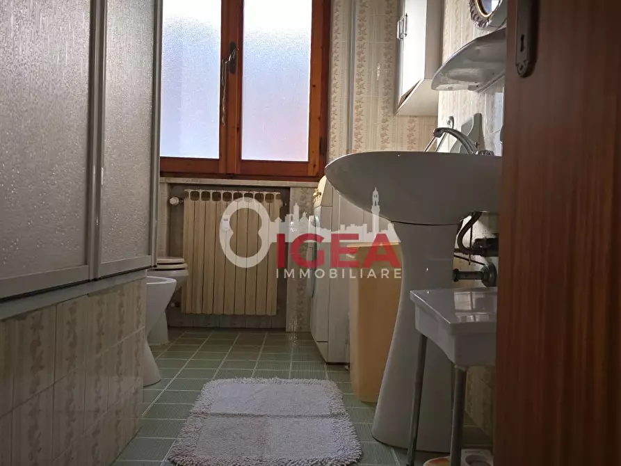 Immagine 38 di Appartamento in vendita  a Colle Di Val D'elsa