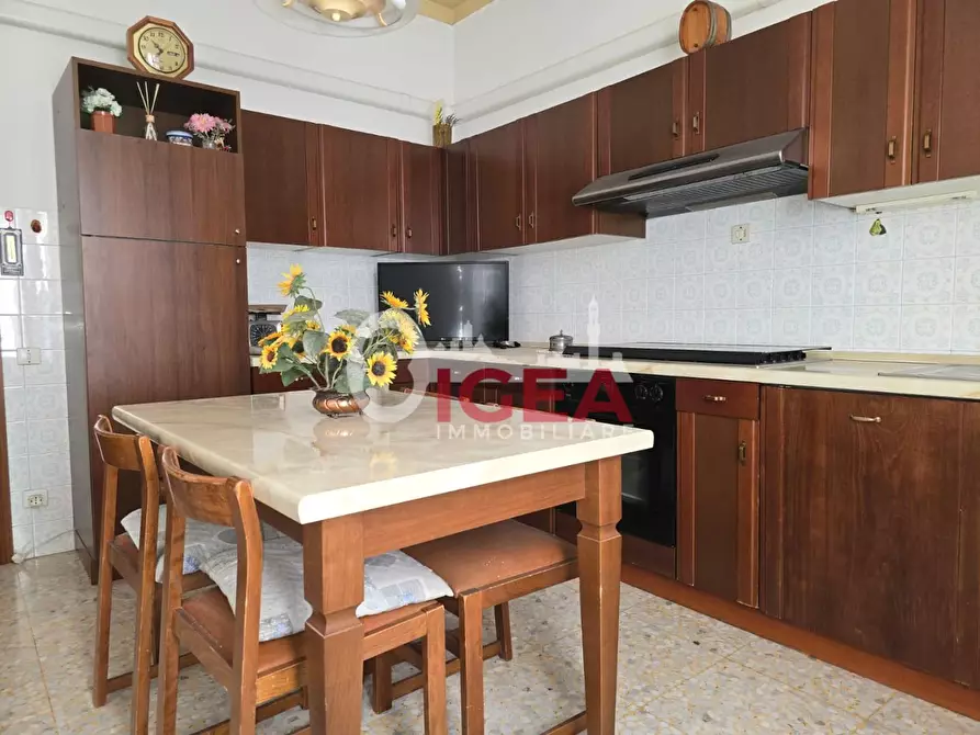 Immagine 19 di Appartamento in vendita  a Colle Di Val D'elsa