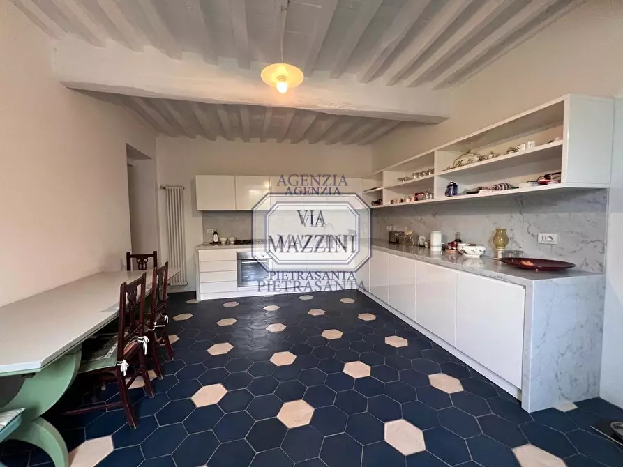 Immagine 14 di Casa bifamiliare in vendita  a Pietrasanta