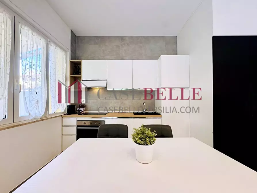 Immagine 5 di Appartamento in affitto  a Pietrasanta