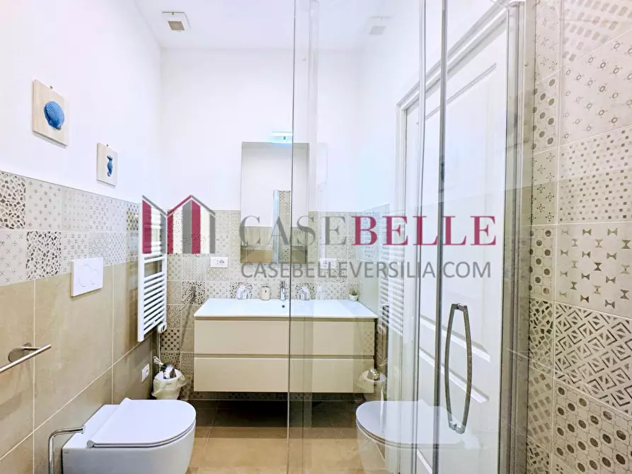 Immagine 16 di Appartamento in affitto  a Pietrasanta