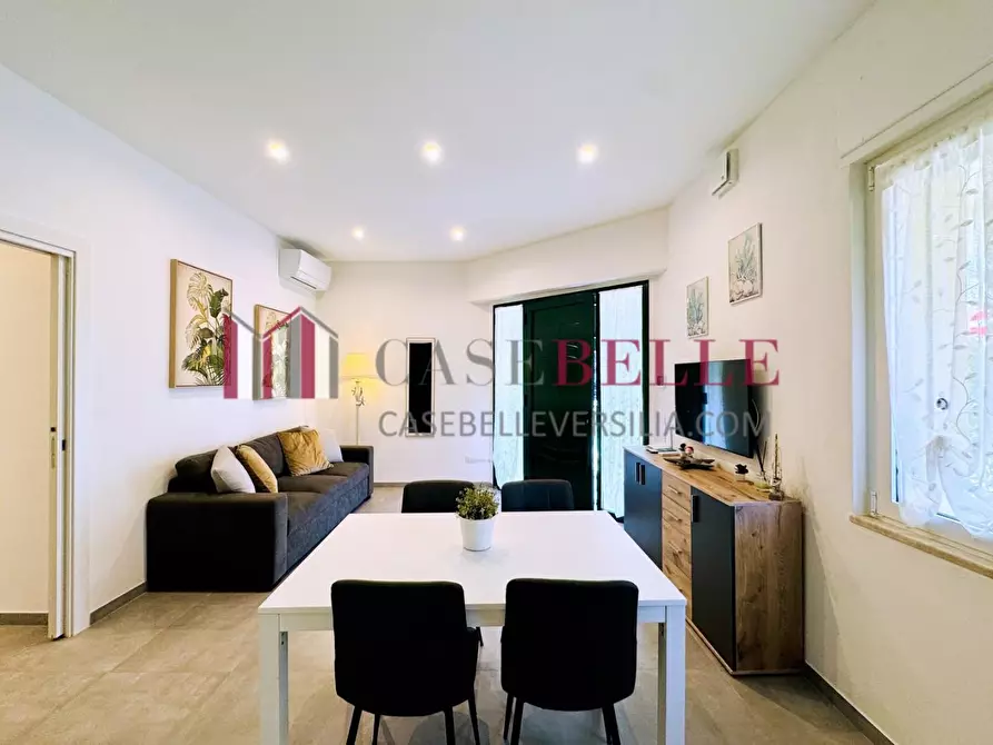 Immagine 8 di Appartamento in affitto  a Pietrasanta