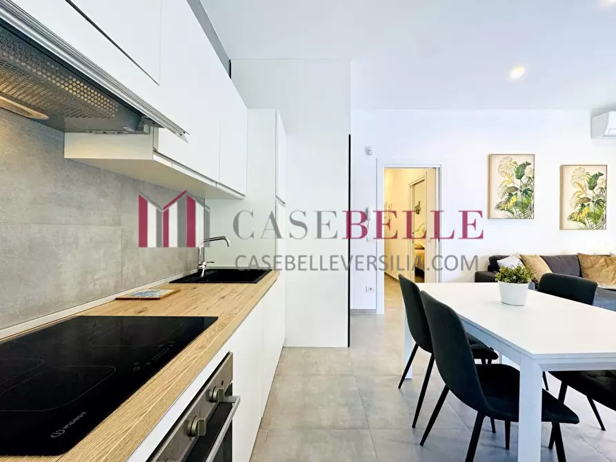 Immagine 7 di Appartamento in affitto  a Pietrasanta