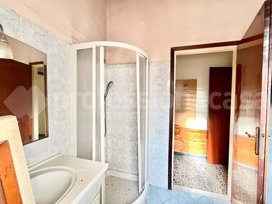 Immagine 19 di Appartamento in vendita  a Viareggio