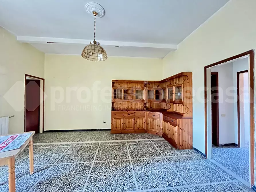 Immagine 4 di Appartamento in vendita  a Viareggio