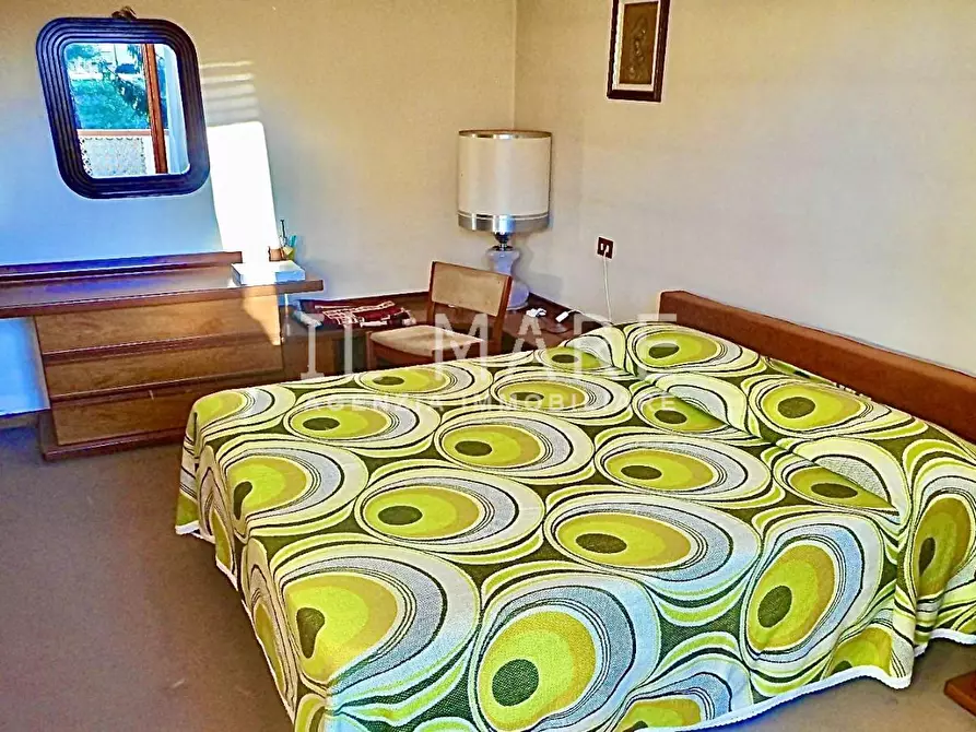 Immagine 8 di Appartamento in vendita  a Massa