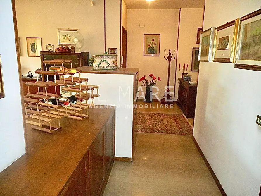 Immagine 6 di Appartamento in vendita  a Massa