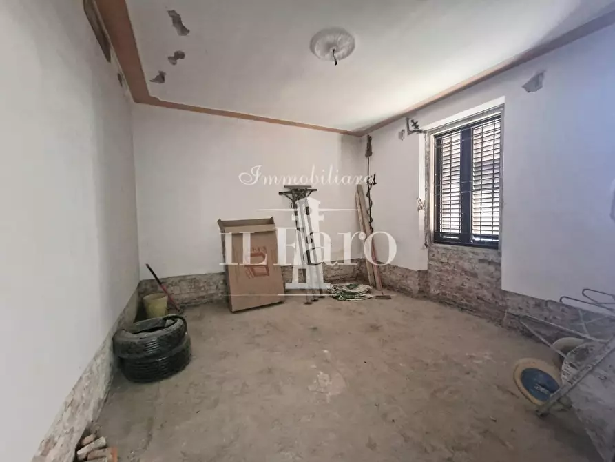 Immagine 9 di Appartamento in vendita  a Campi Bisenzio