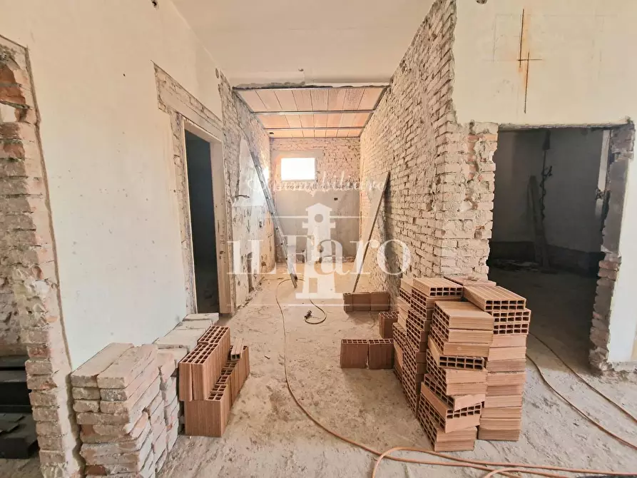 Immagine 3 di Appartamento in vendita  a Campi Bisenzio