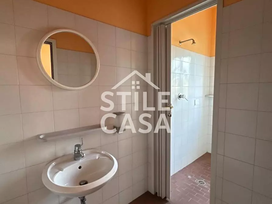 Immagine 6 di Attività artigianale in vendita  a Porcari