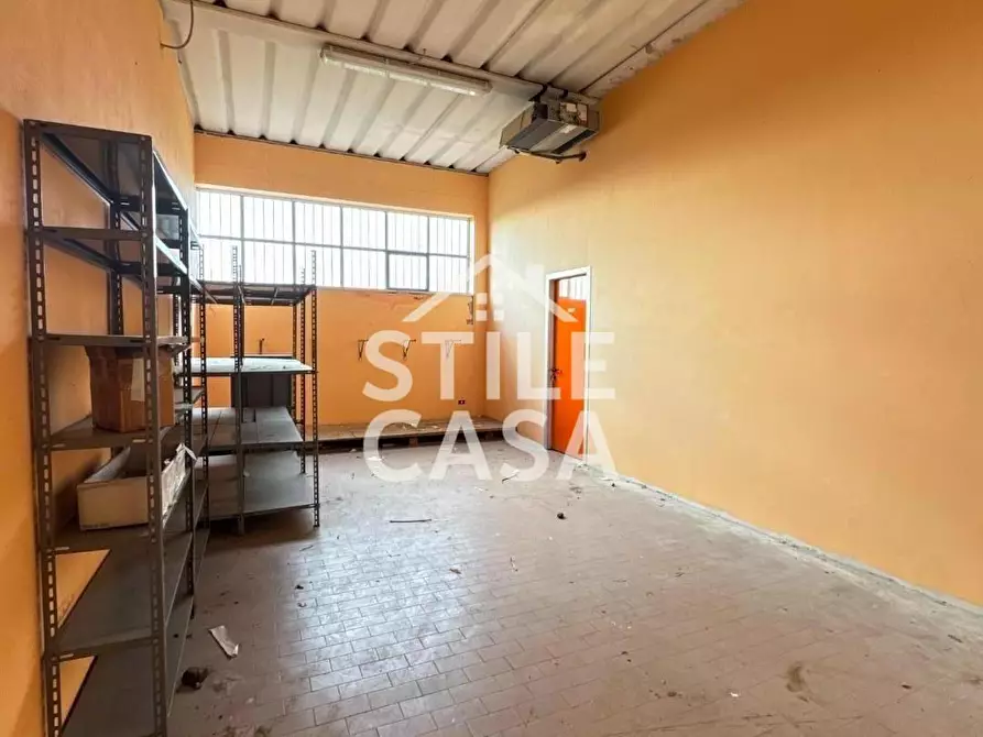 Immagine 4 di Attività artigianale in vendita  a Porcari