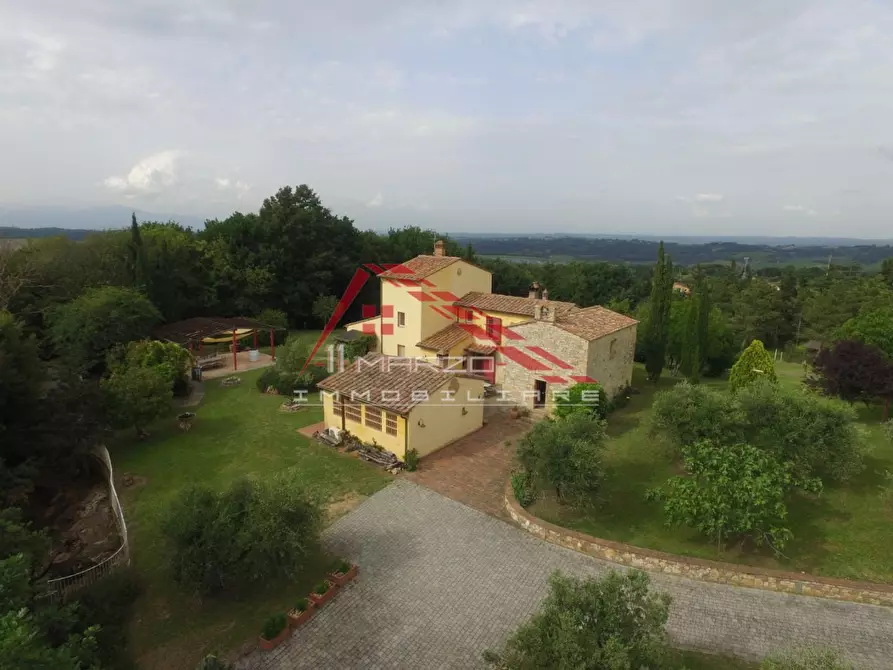 Immagine 1 di Casa colonica in vendita  a Casciana Terme Lari