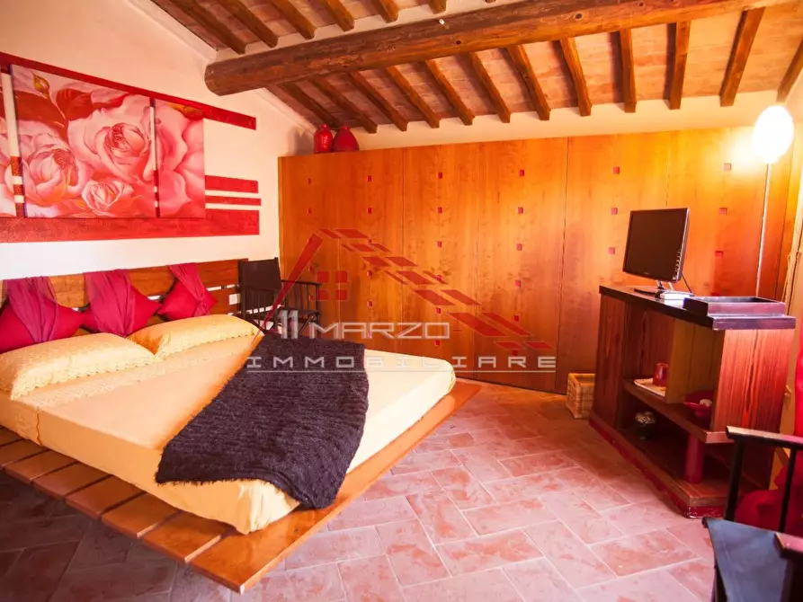 Immagine 43 di Villa in vendita  a Casciana Terme Lari