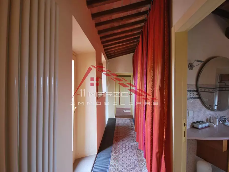 Immagine 19 di Casa colonica in vendita  a Casciana Terme Lari