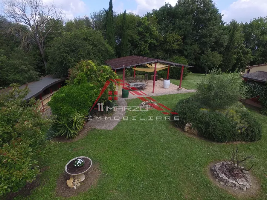 Immagine 86 di Villa in vendita  a Casciana Terme Lari
