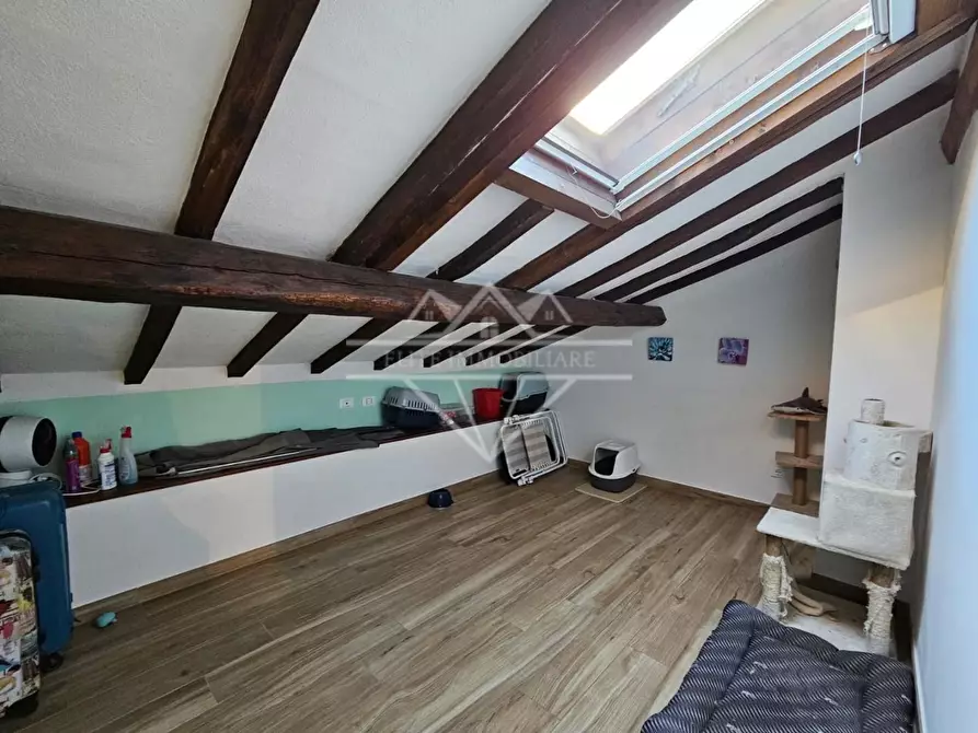 Immagine 25 di Appartamento in vendita  a Carrara