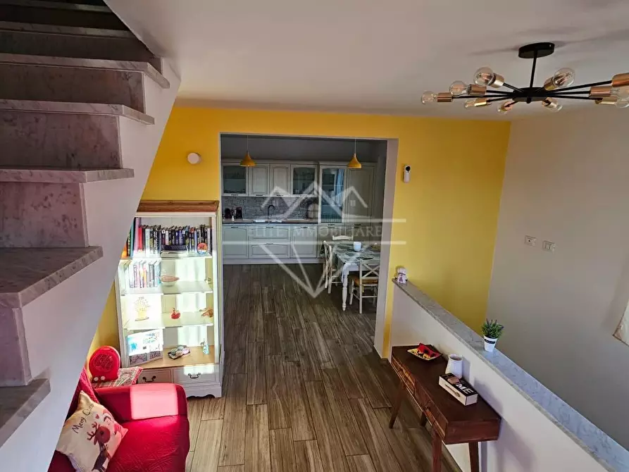 Immagine 6 di Appartamento in vendita  a Carrara