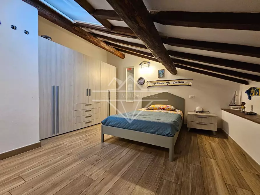 Immagine 20 di Appartamento in vendita  a Carrara