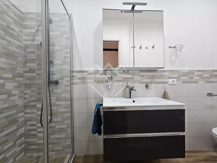 Immagine 23 di Appartamento in vendita  a Carrara