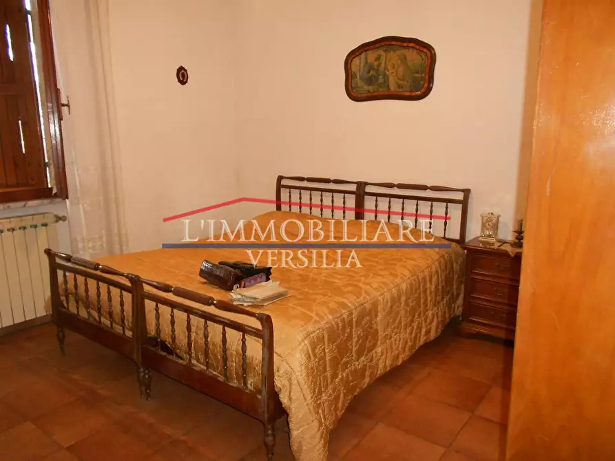 Immagine 27 di Casa indipendente in vendita  a Massa