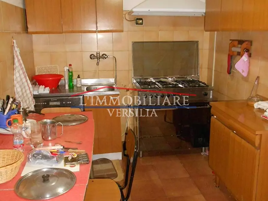 Immagine 15 di Casa indipendente in vendita  a Massa