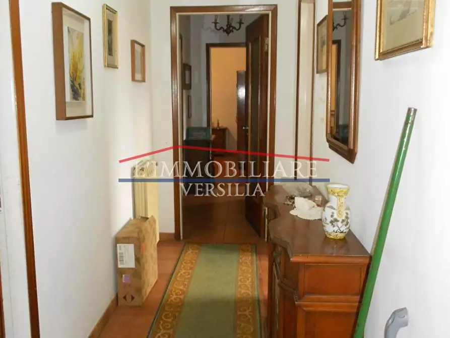 Immagine 47 di Casa indipendente in vendita  a Massa