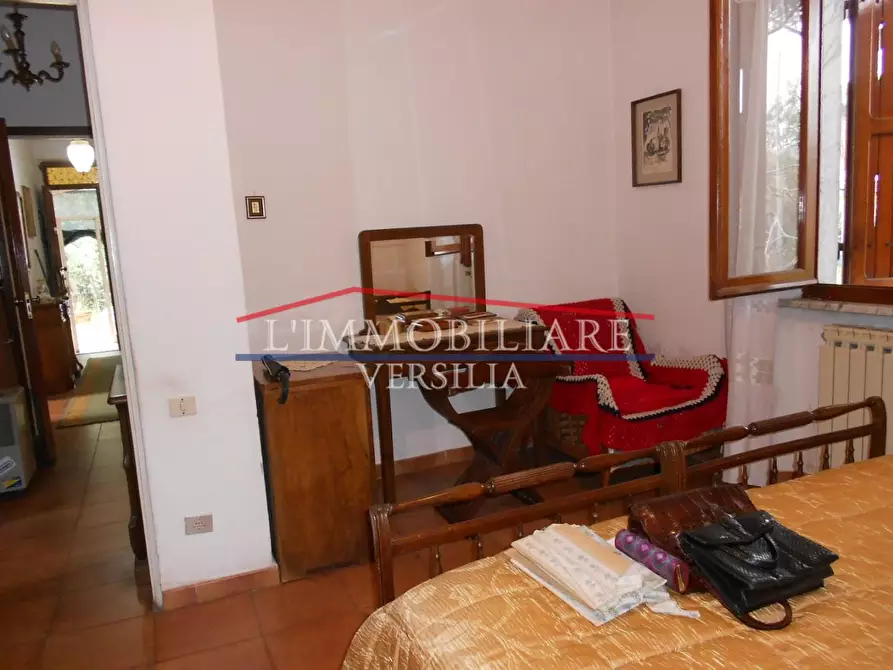 Immagine 30 di Casa indipendente in vendita  a Massa