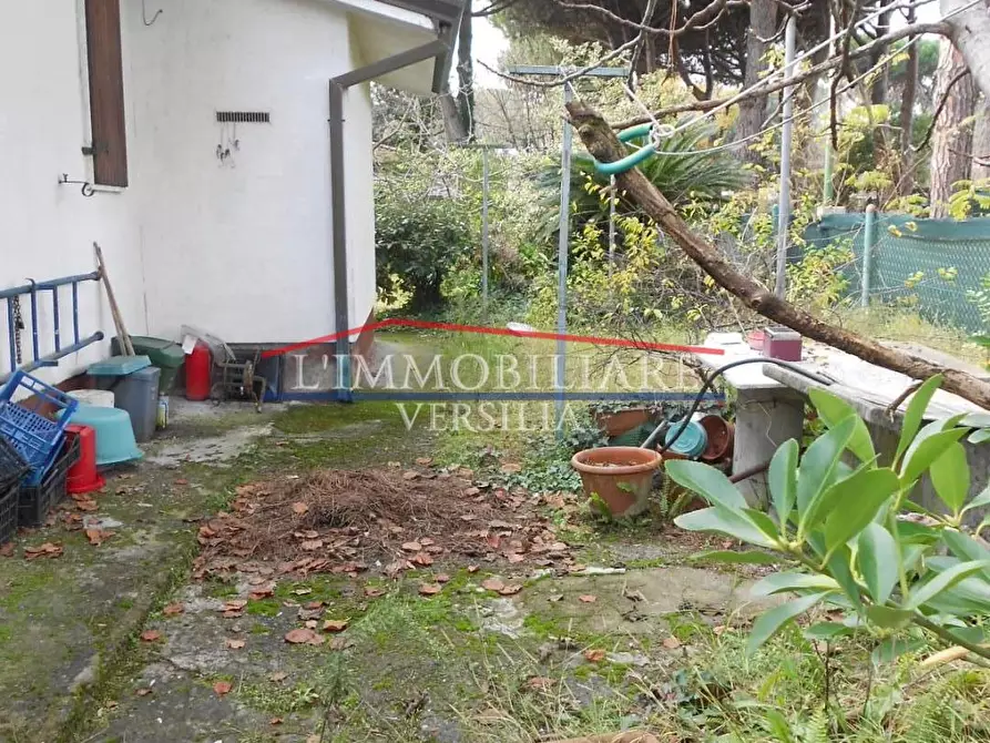 Immagine 42 di Casa indipendente in vendita  a Massa