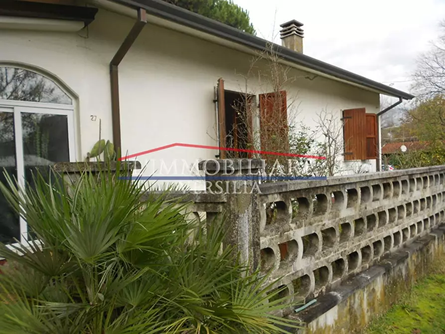 Immagine 3 di Casa indipendente in vendita  a Massa