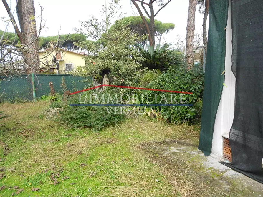 Immagine 32 di Casa indipendente in vendita  a Massa