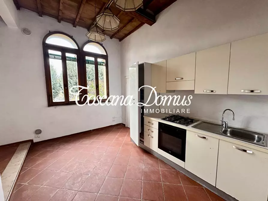 Immagine 2 di Appartamento in vendita  a Siena