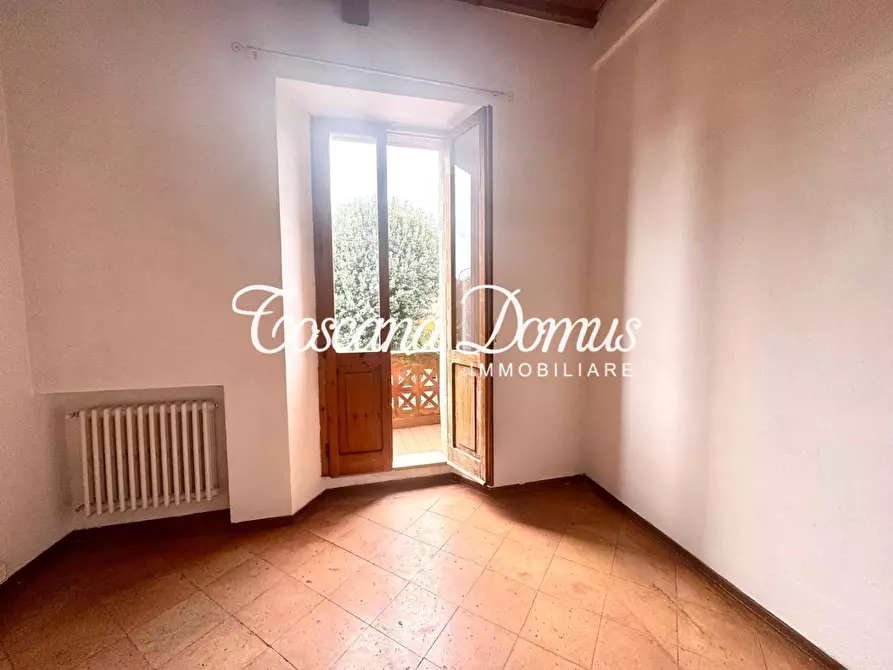 Immagine 9 di Appartamento in vendita  a Siena