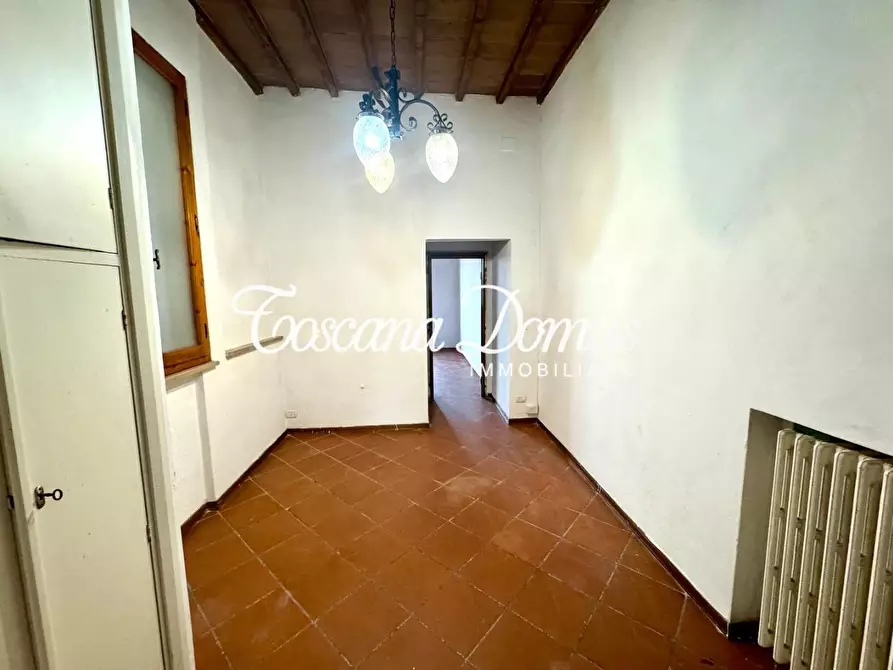 Immagine 6 di Appartamento in vendita  a Siena