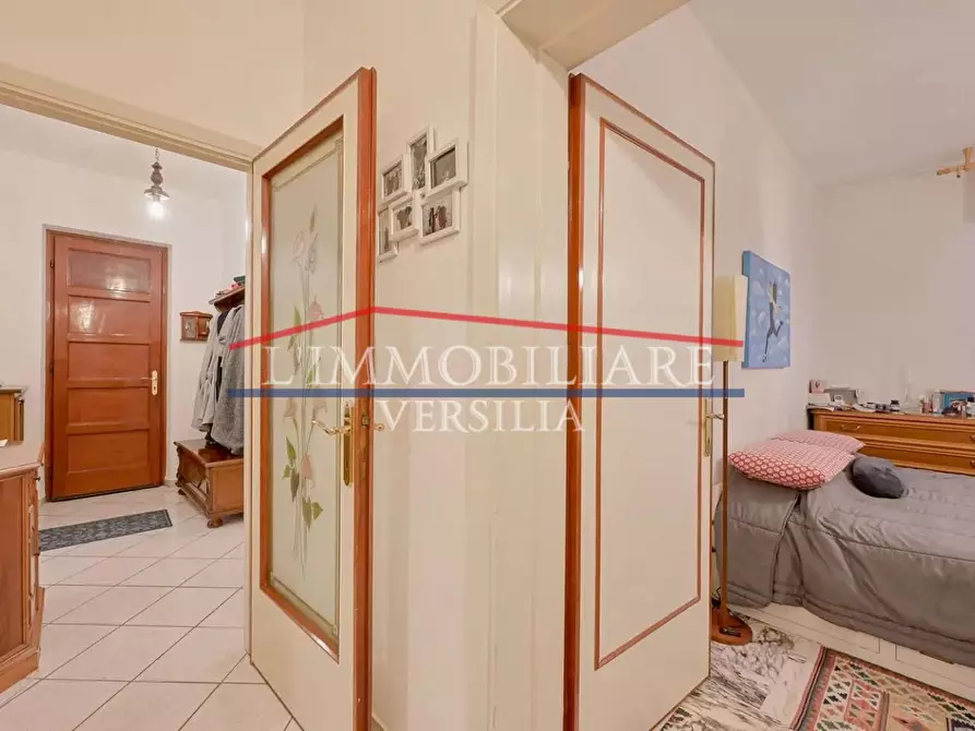 Immagine 20 di Casa quadrifamiliare in vendita  a Seravezza