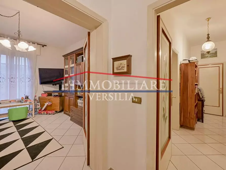 Immagine 18 di Casa quadrifamiliare in vendita  a Seravezza