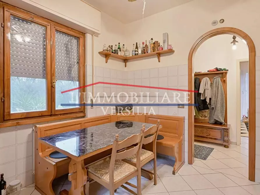 Immagine 13 di Casa quadrifamiliare in vendita  a Seravezza