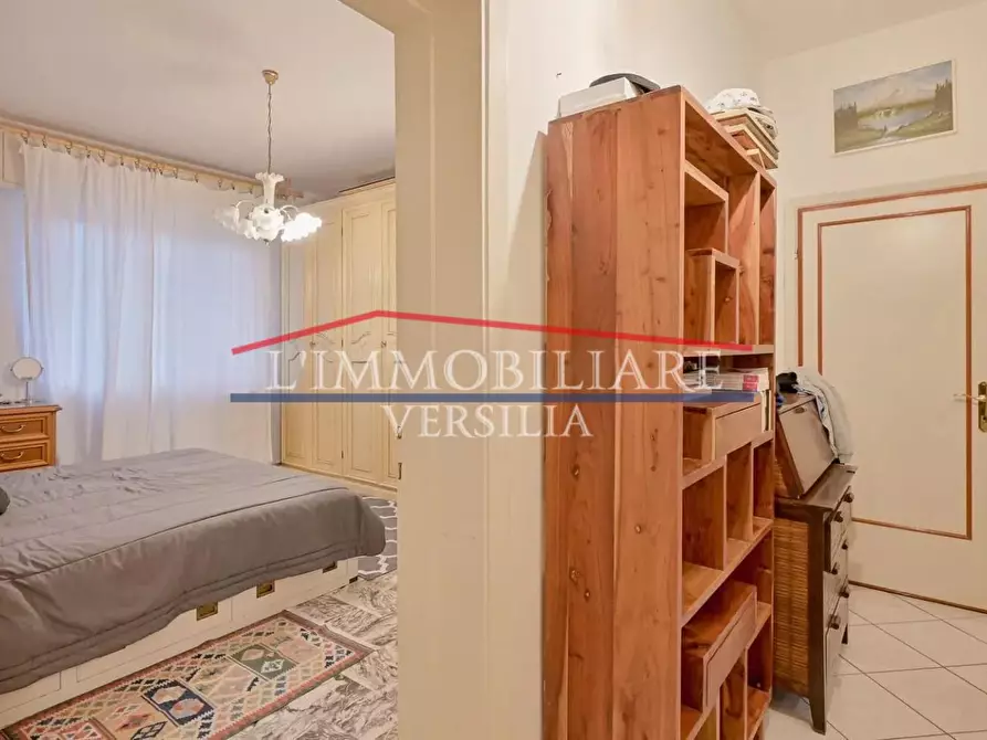 Immagine 21 di Casa quadrifamiliare in vendita  a Seravezza