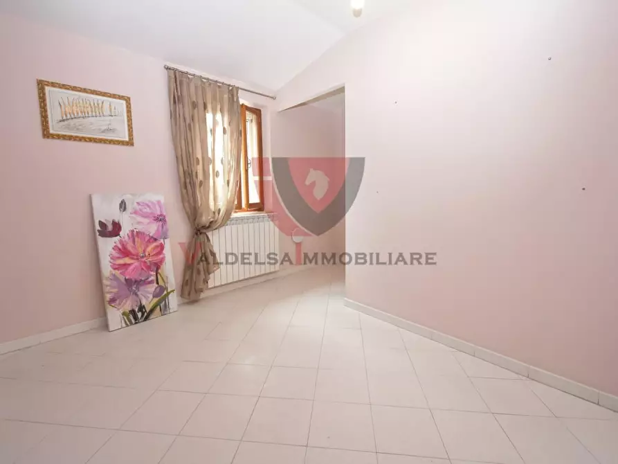 Immagine 22 di Appartamento in vendita  a Colle Di Val D'elsa