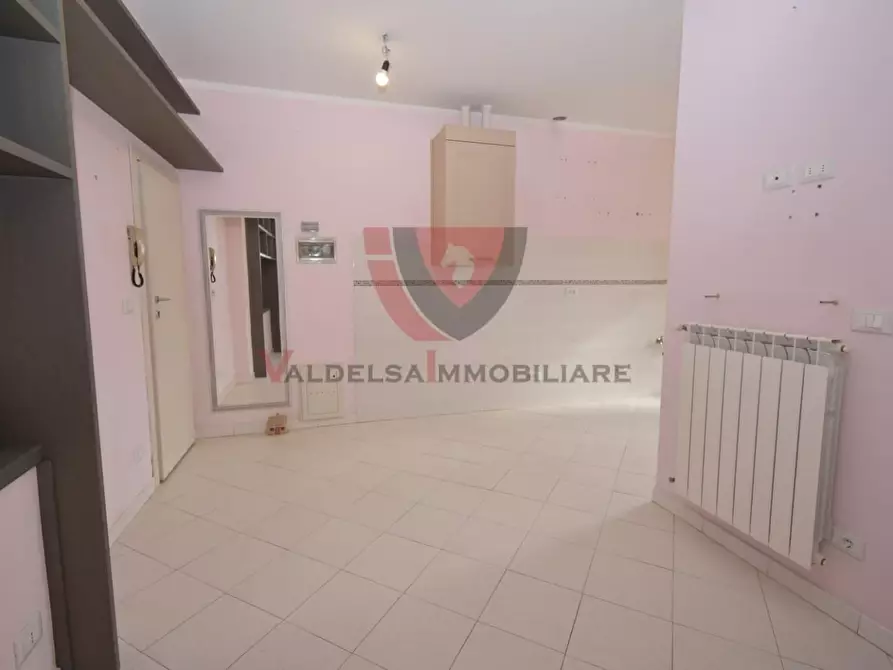 Immagine 2 di Appartamento in vendita  a Colle Di Val D'elsa