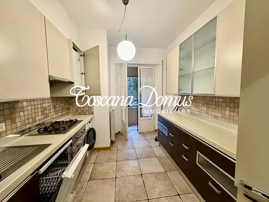 Immagine 10 di Appartamento in vendita  a Siena