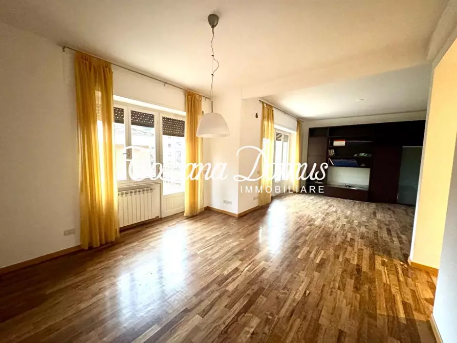 Immagine 7 di Appartamento in vendita  a Siena