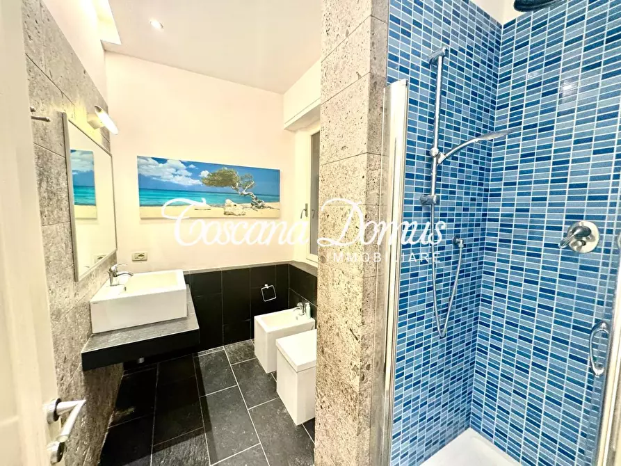 Immagine 17 di Appartamento in vendita  a Siena