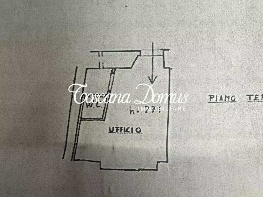 Immagine 6 di Appartamento in vendita  a Siena