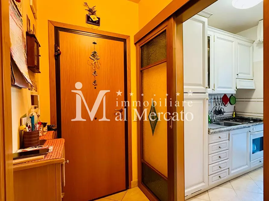 Immagine 34 di Appartamento in vendita  a Viareggio